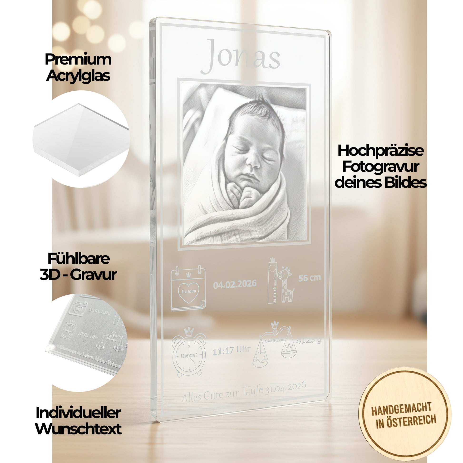 Detailaufnahme Gravur Babyname auf Glasfoto klar.
