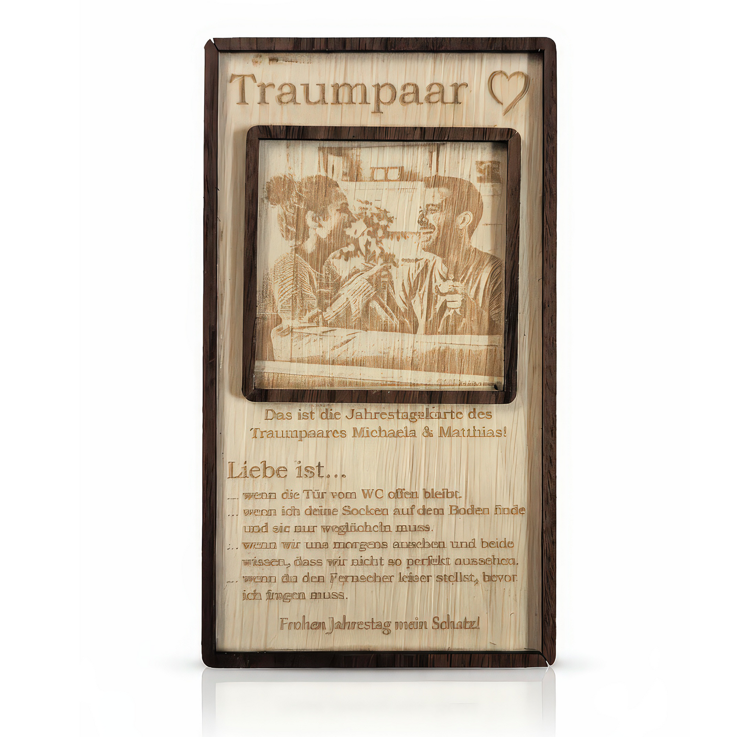Liebe ist... Holz Jahrestagskarte mit Gravur - Geschenk Partner