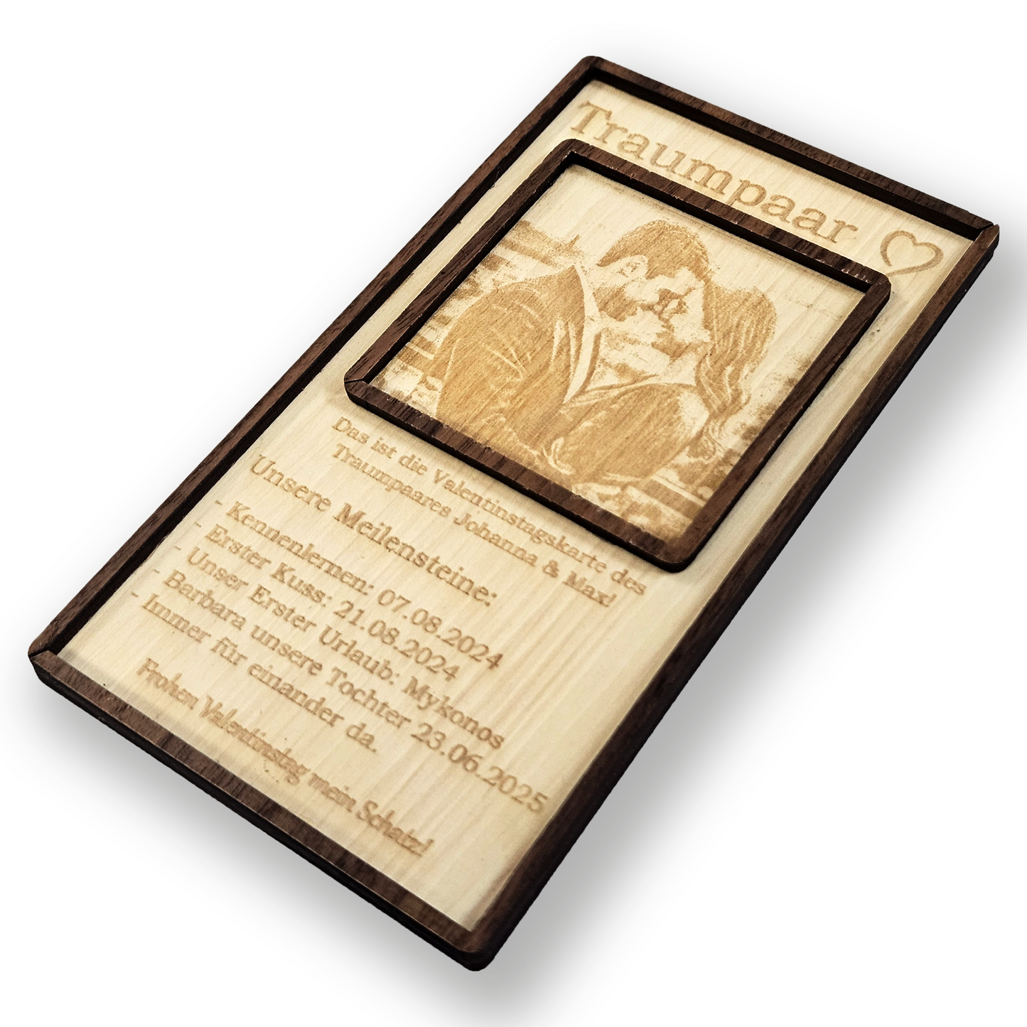 Valentinstags-Geschenk Meilensteine auf warmen Naturholz