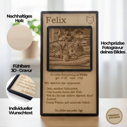 Detailansicht der fotorealistischen Gravur auf Echtholz – zeigt die feine Maserung und das Katzenporträt.