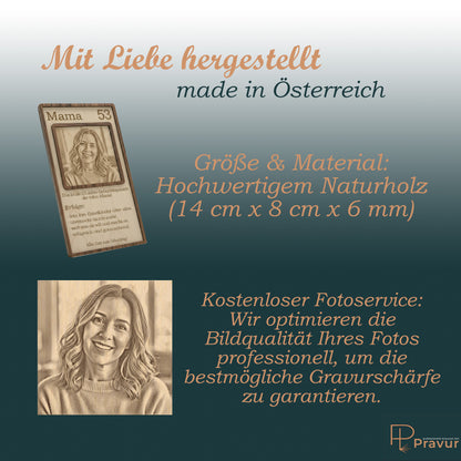 Größenvergleich der Holz-Geburtstagskarte und Hinweis auf unsere kostenlose Fotooptimierung.