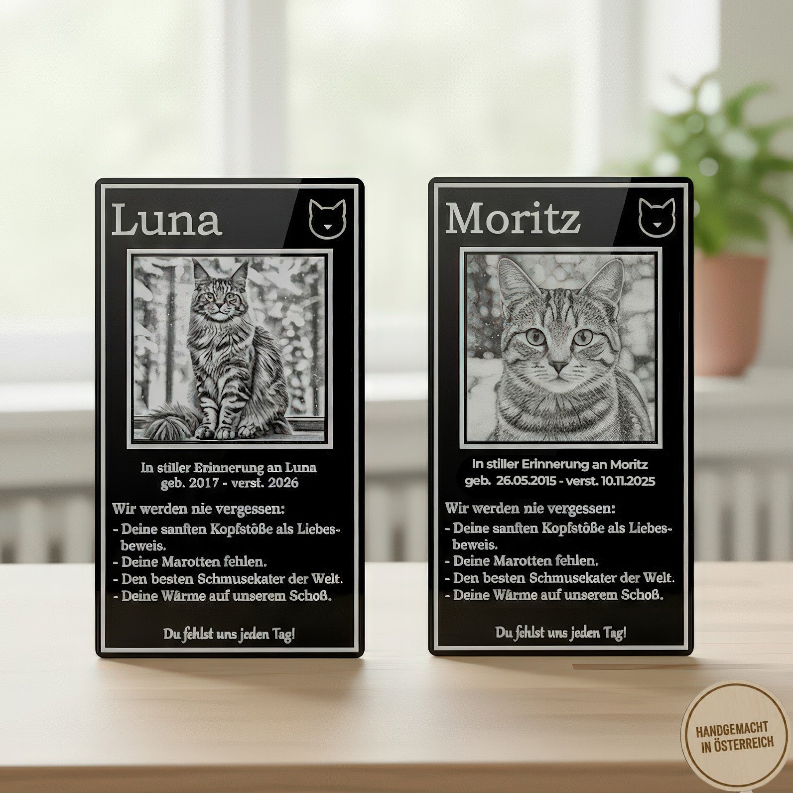 Das schwarze Katzen-Andenken als würdevoller Teil eines Gedenkplatzes in der Wohnung.